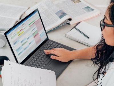 Desain dan Pengembangan Situs Web di Indonesia